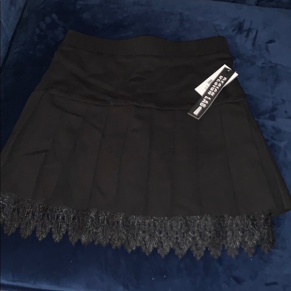 Black skirt